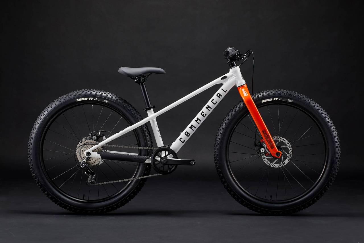 COMMENCAL RAMONES 24 REVOSHIFT PURE WHITE 2025
